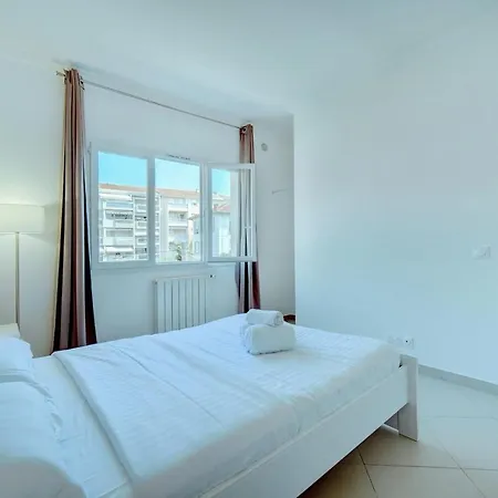 Immogroom - Terrace - 2 Bedrooms - Downtown - Air Conditioning - Wifi *